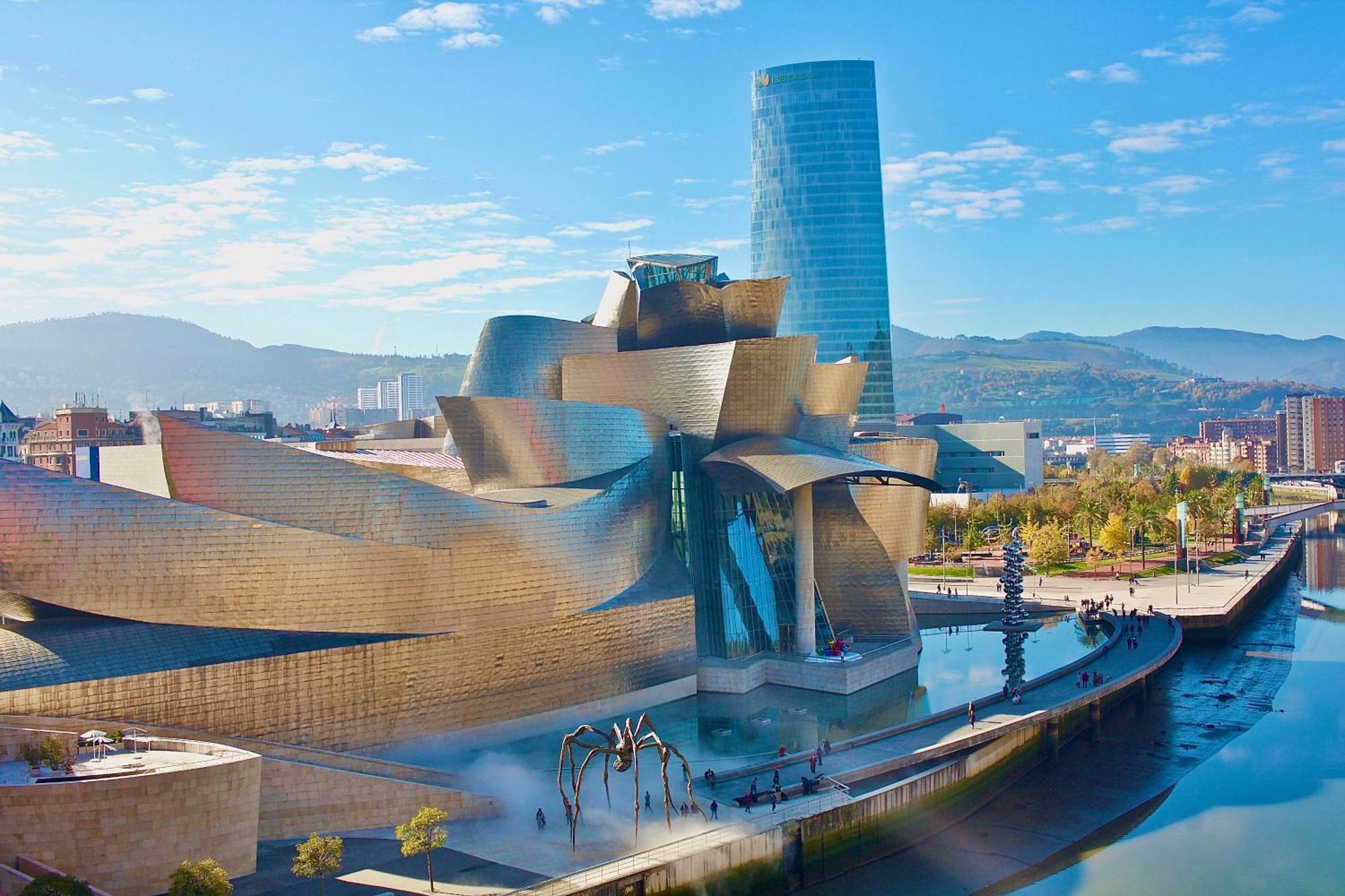 Lasuiza Bilbao Exteriör bild